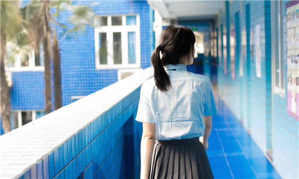 德庆如何找到一个可以帮助我生孩子的女人？